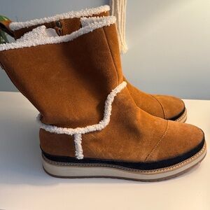 Toms Tan Shearling-Lined Winter Boots